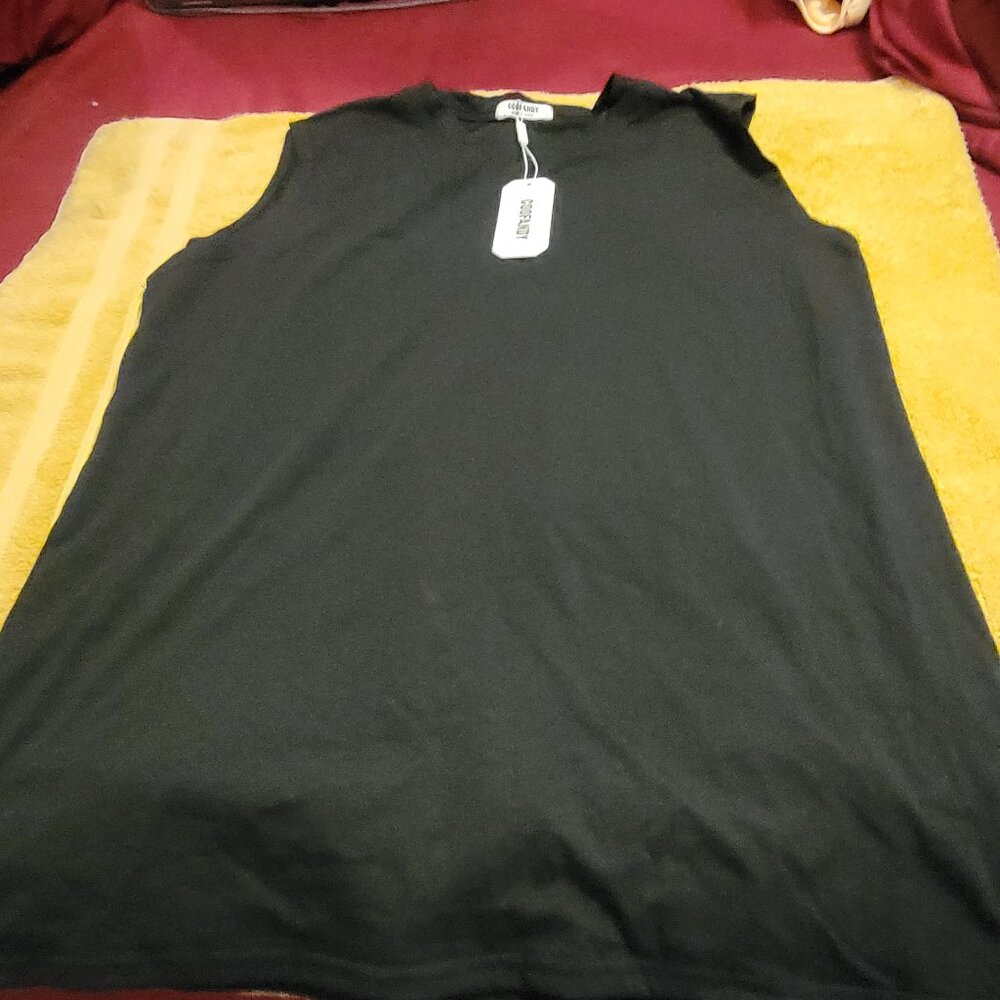 black t sleeveless